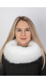 White fox fur neck warmer